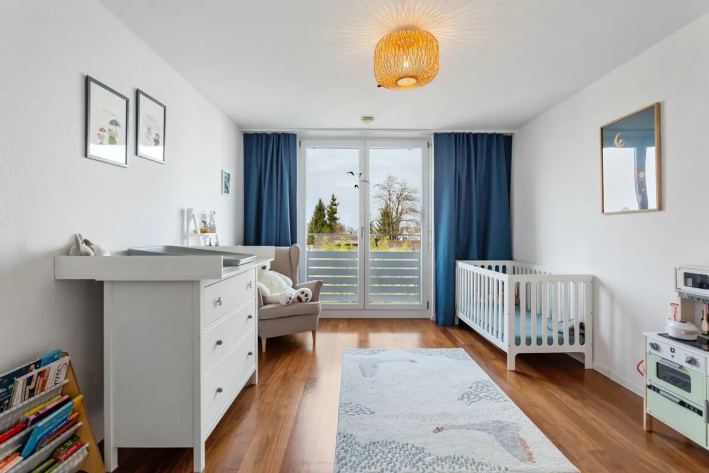 Elegante Attikawohnung an sonniger Hanglage in Zürich-Seebach - Photo 8 of 9