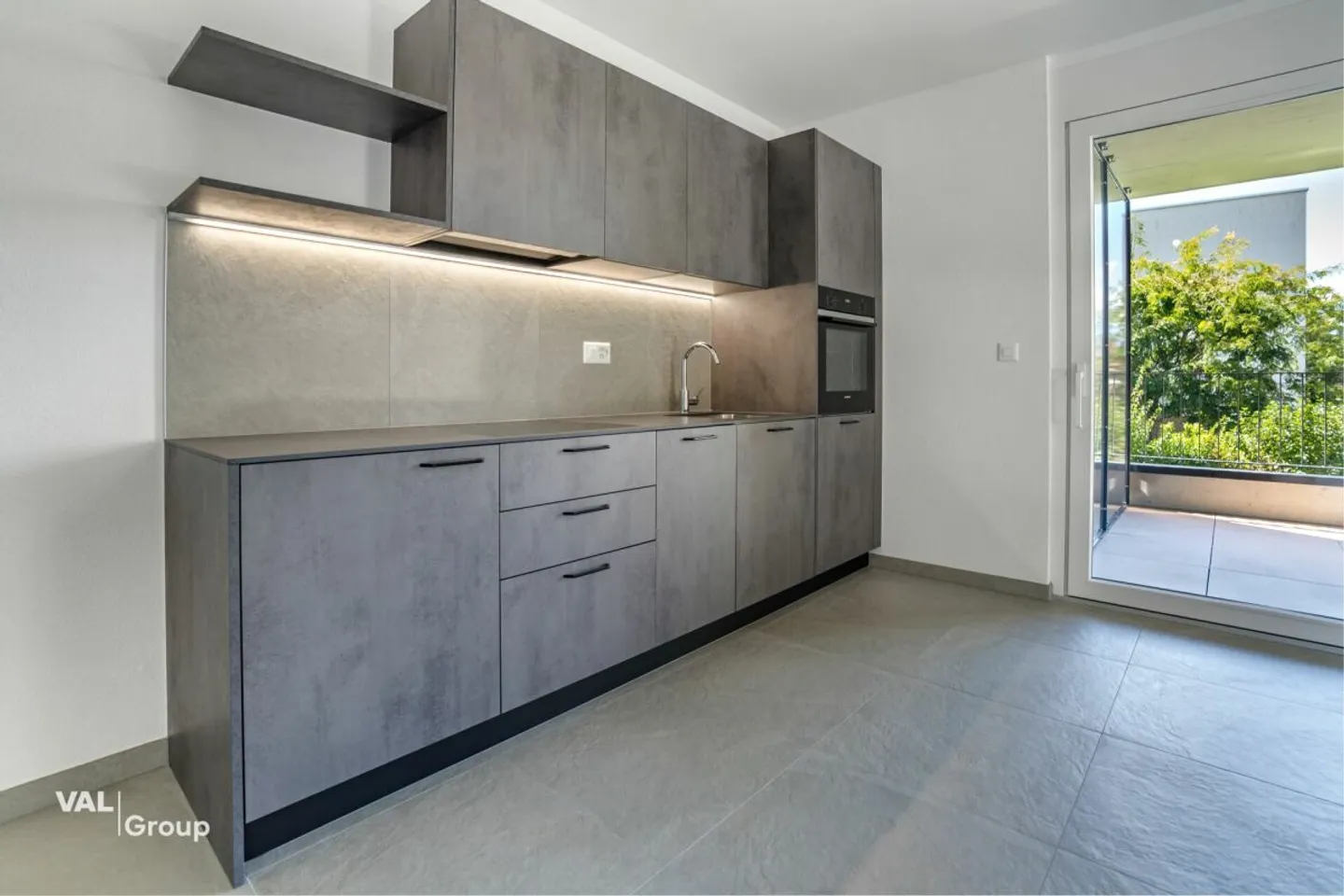Rare - nouveau studio avec terrasse - Foto 4 di 10