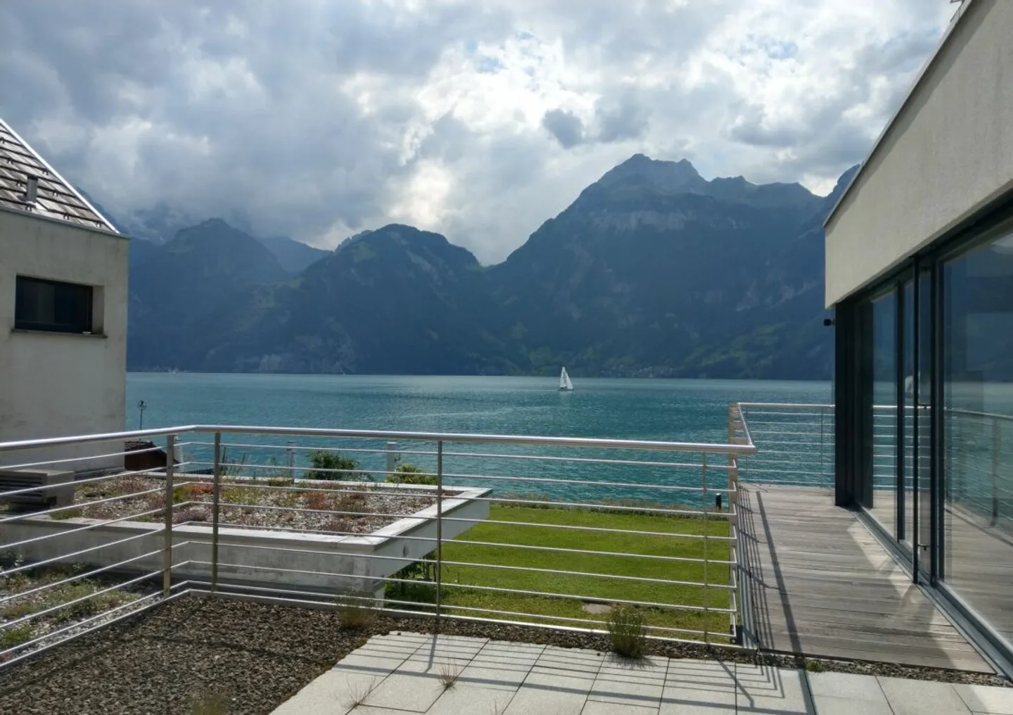 Atmosfera magica di vacanza sopra il lago di Lucerna - Foto 5 di 7