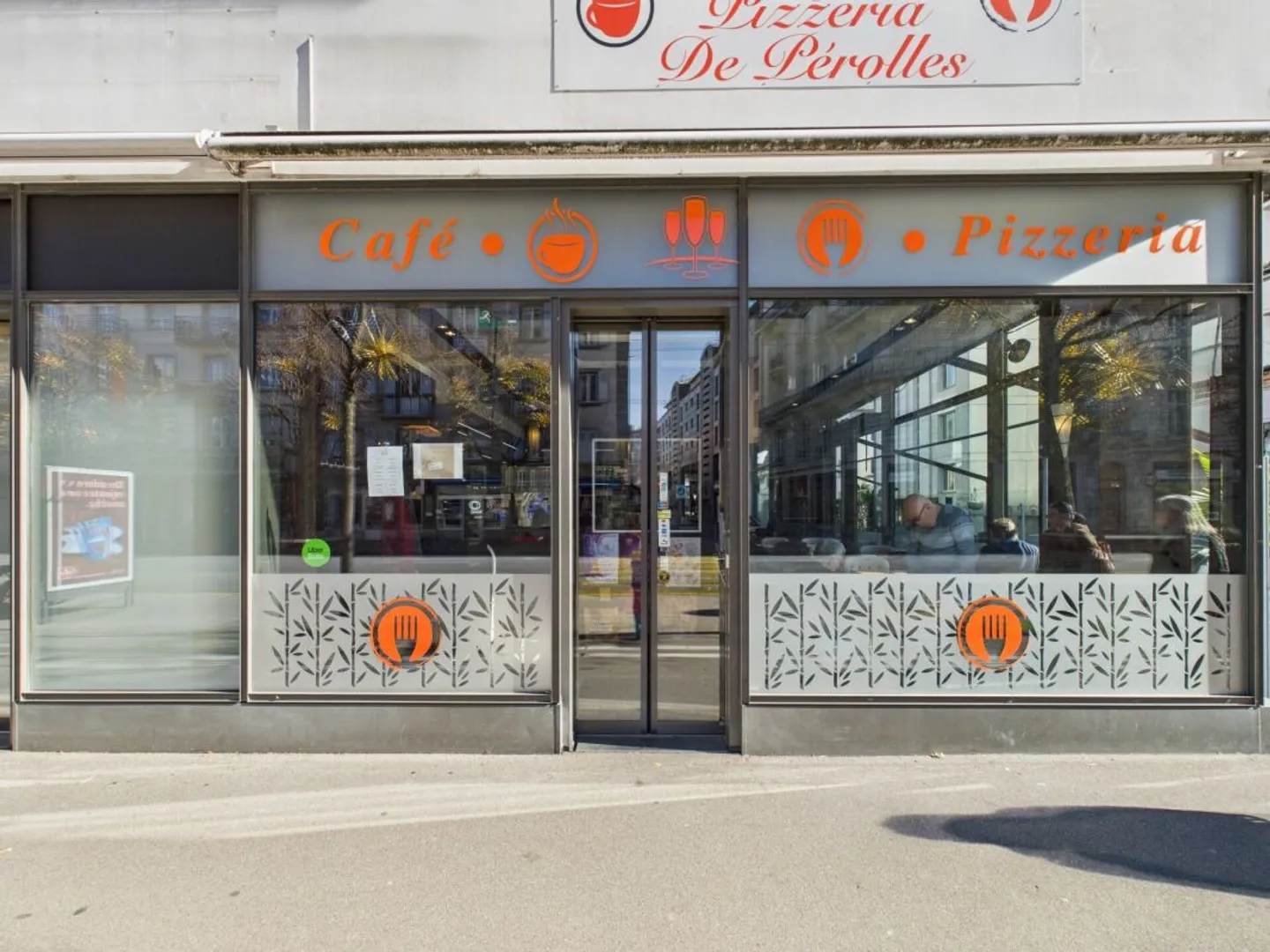 Restaurant Pizzeria de Perolles - Photo 1 of 10