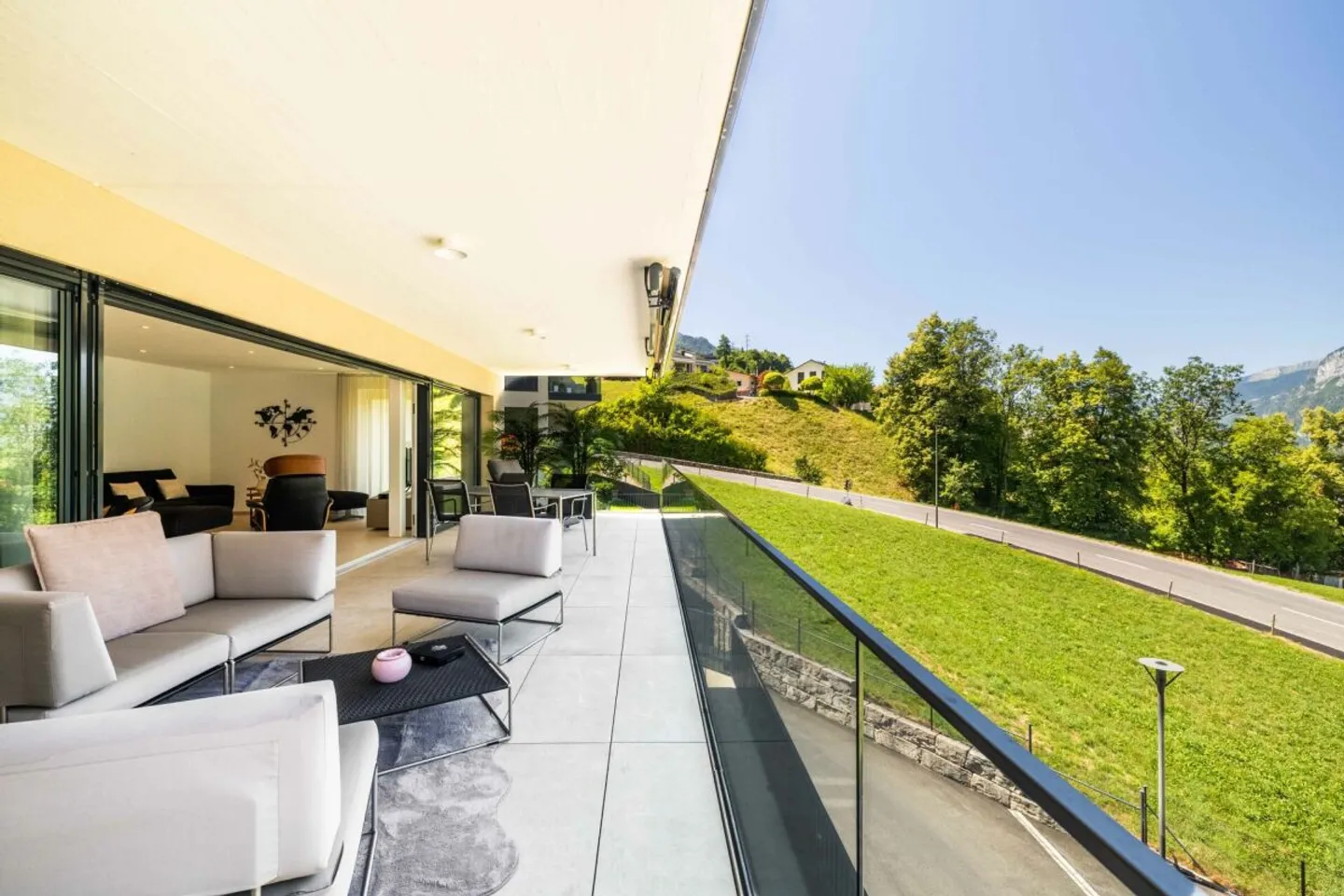 Modernes Apartment mit Seeblick - Foto 11 von 13