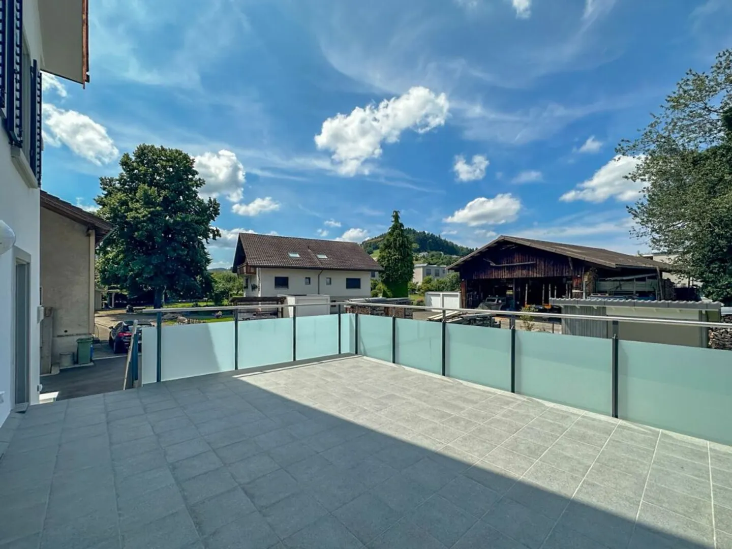 traumhaftes 6.5-Zimmer-Einfamilienhaus | Grundstücksfläche 642 m² - Foto 9 von 13