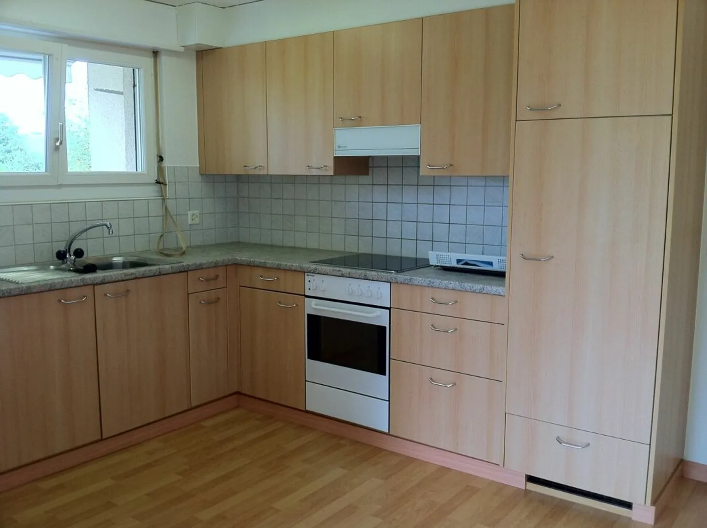 Sonnige 2.5-Zimmer-Wohnung in Hirschthal - Foto 3 von 5