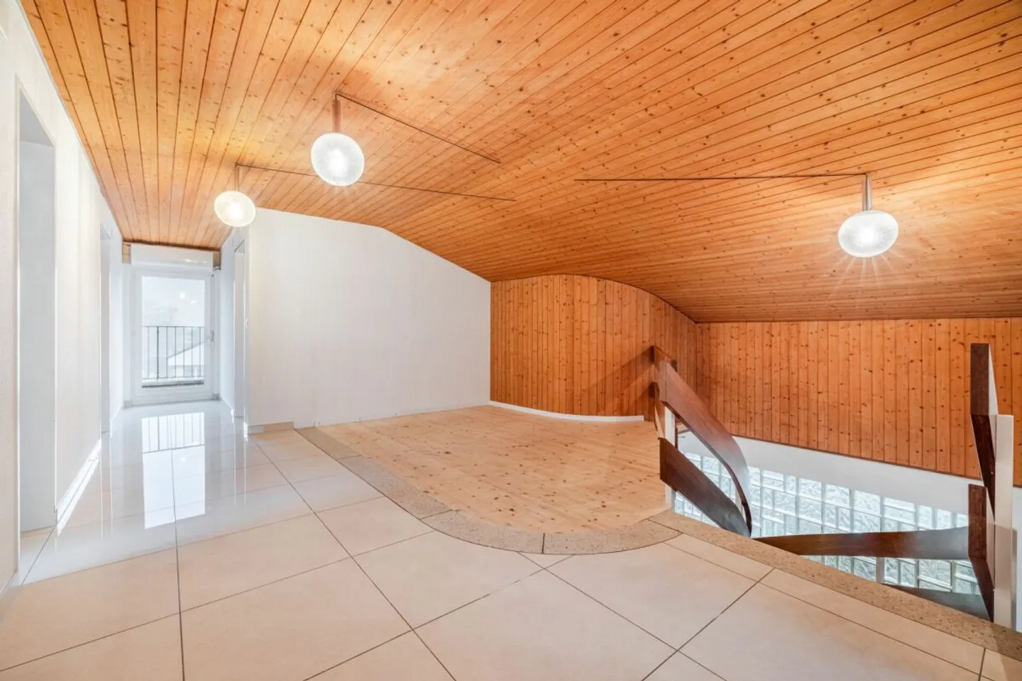 Modern Family Home in Quiet Area - Photo 10 of 13