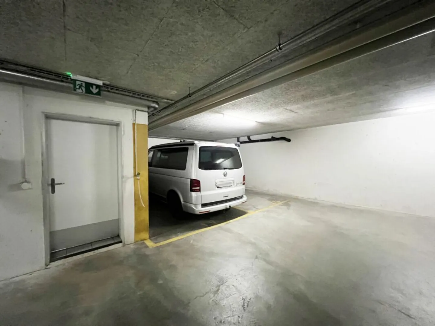 Family Apartment with Reuss View - Photo 10 of 11