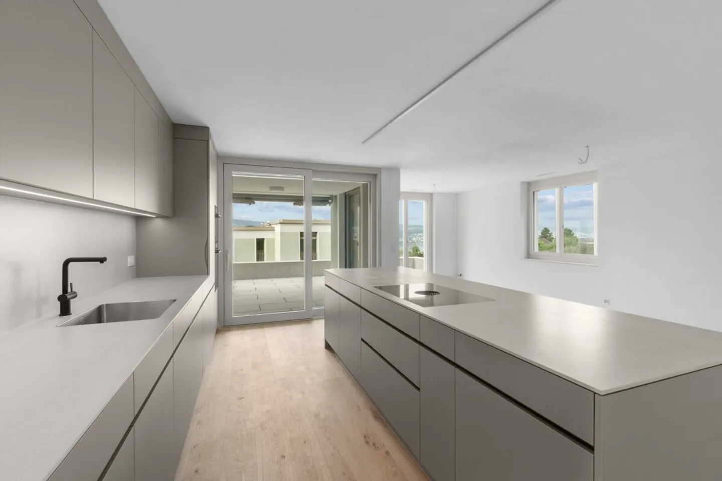 Luxuswohnung mit Seesicht - Foto 8 von 12