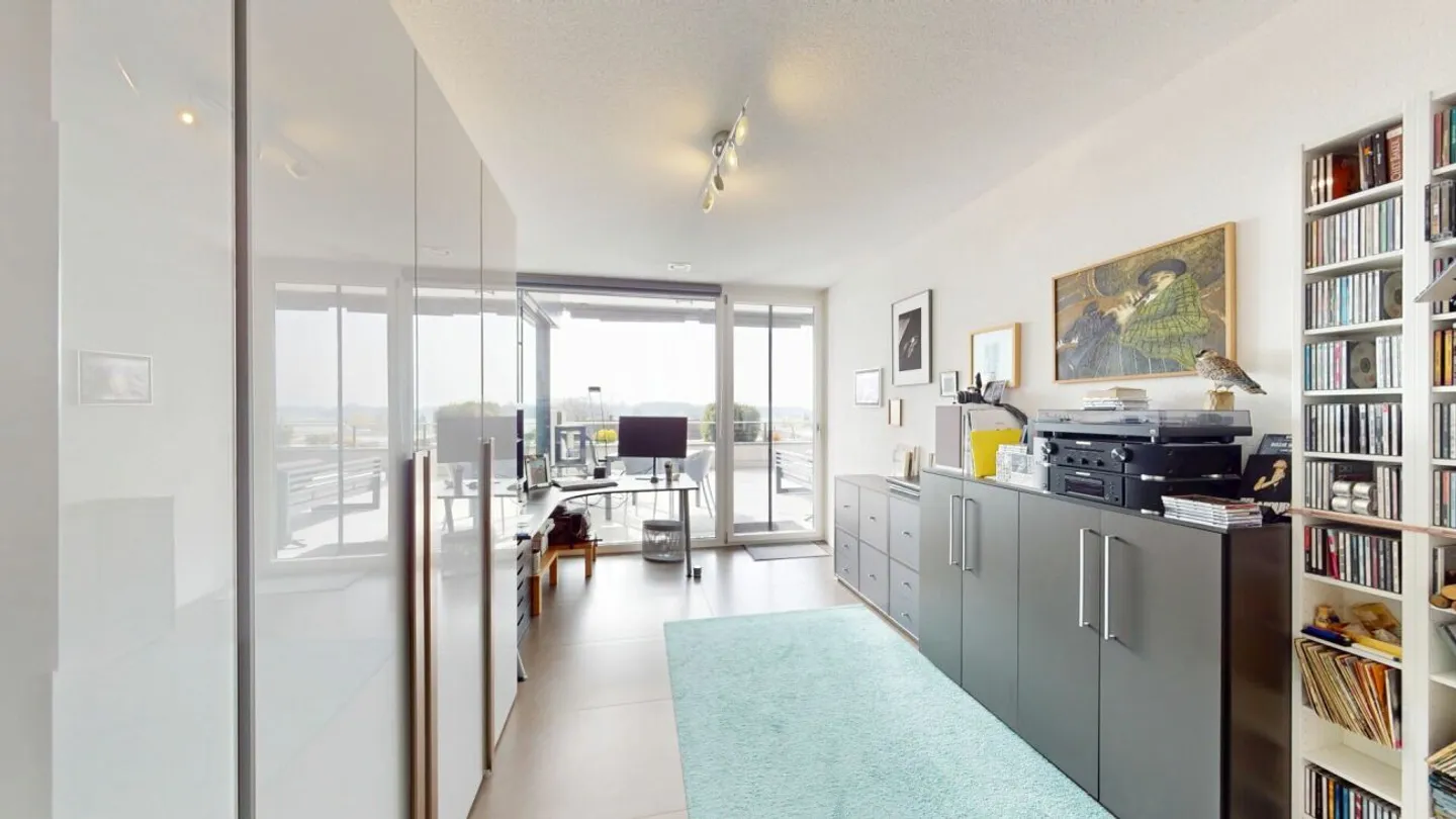 Stilvolle 4.5-Zimmer-Terrassenwohnung - Foto 11 von 13