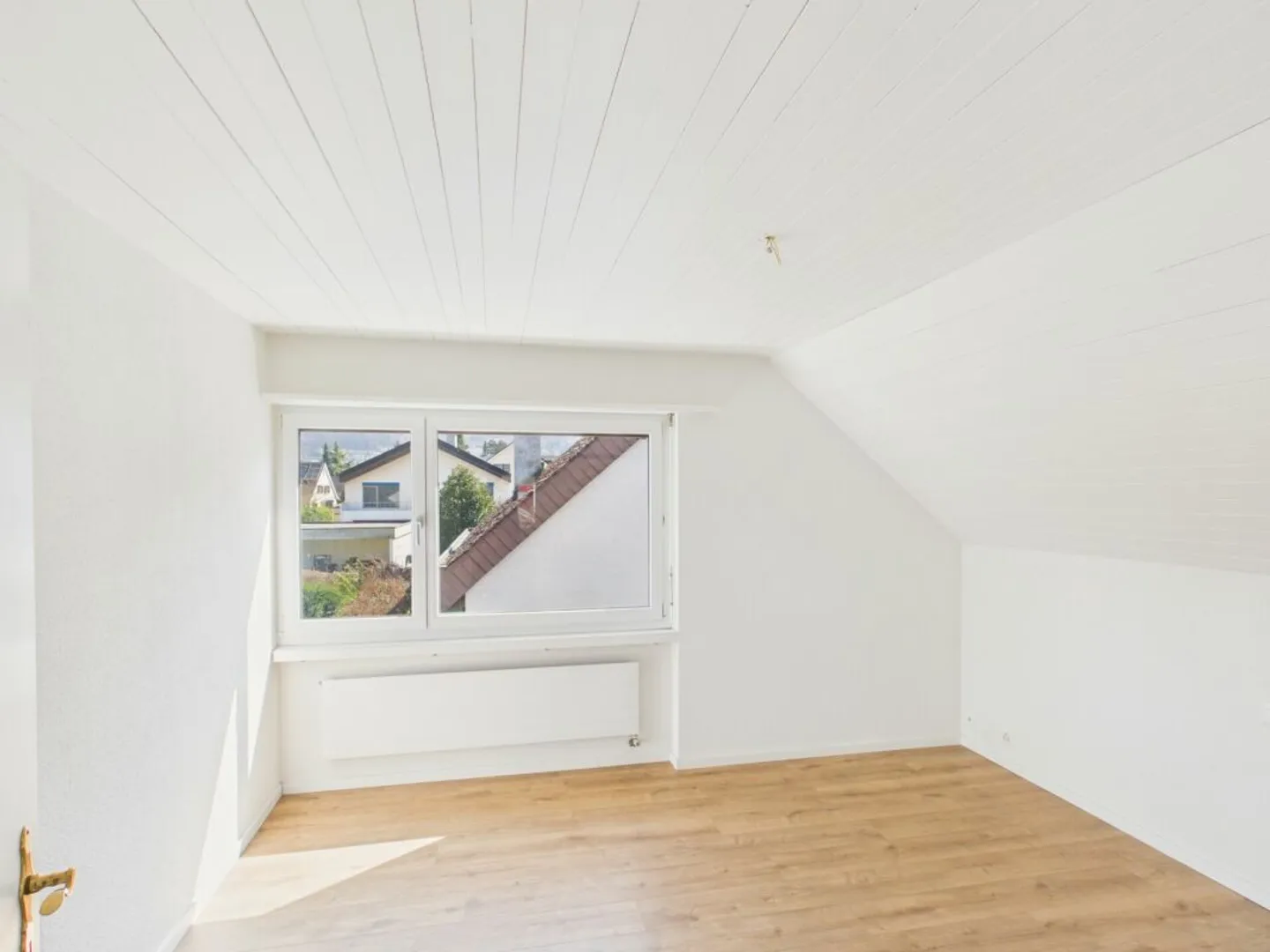 Detached family house in a quiet, child-friendly location - Photo 8 of 13