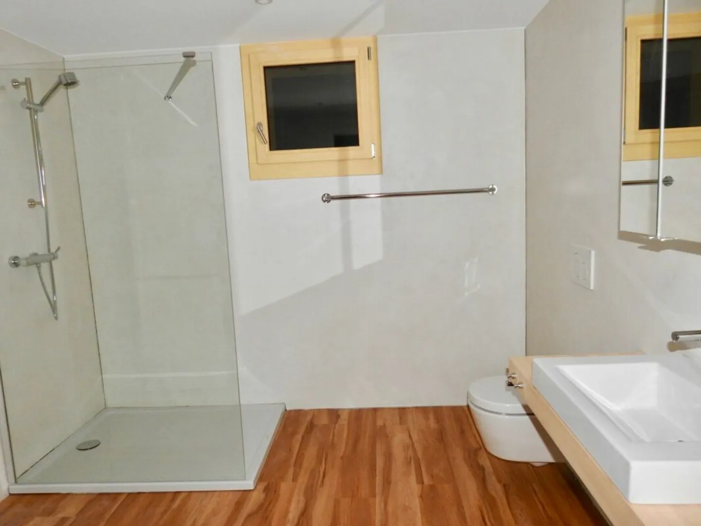 La maison trifamiliale un peu spéciale - Photo 7 sur 13