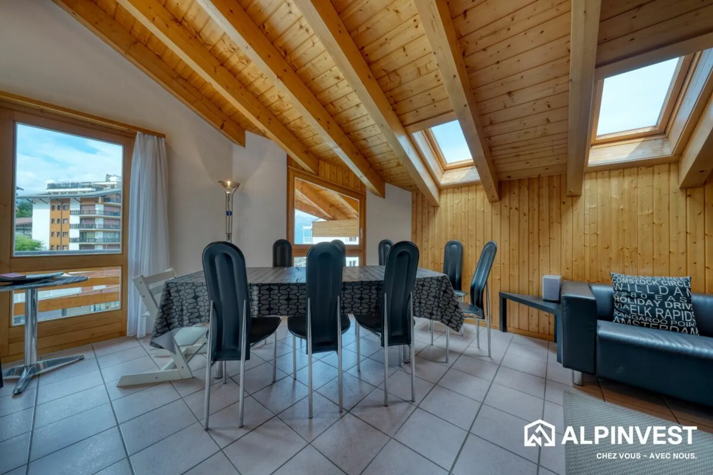 Bright duplex in the center of Nendaz-Station! - Photo 4 of 13