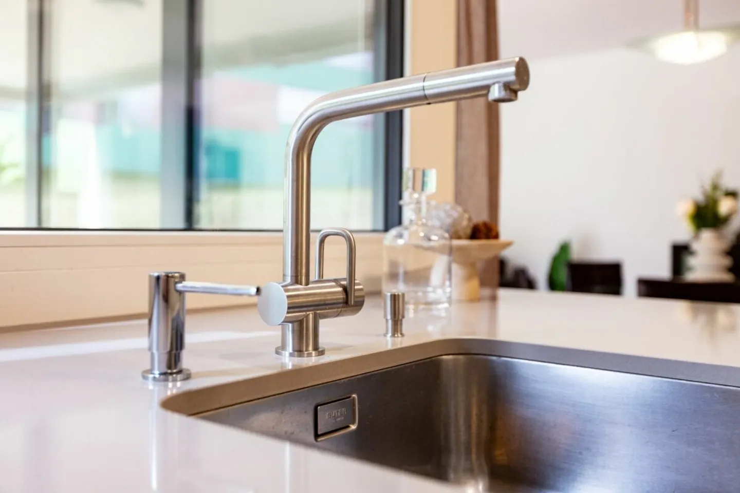 Exclusive Living in the Green and Yet Close to the City - Photo 5 of 13