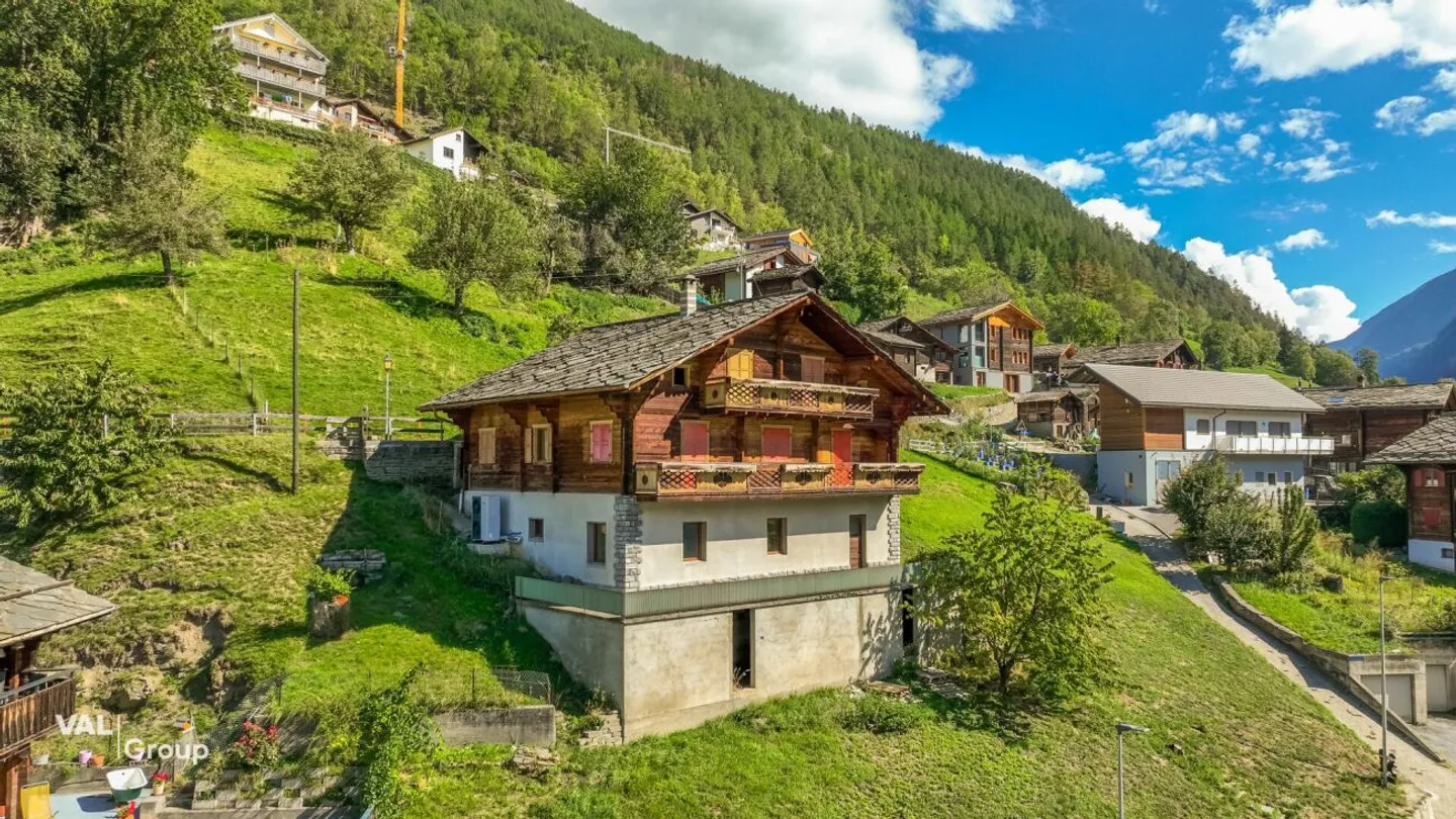 Chalet Wohnung mit Talblick - Foto 1 von 13