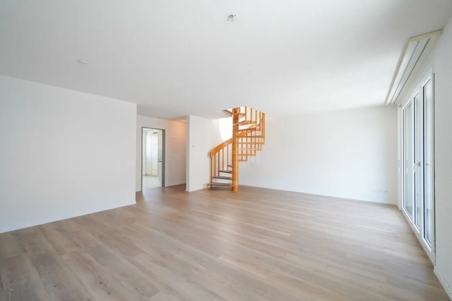 Appartamento duplex attraente di 6,5 stanze - Comfort abitativo su due livelli - Foto 1 di 9