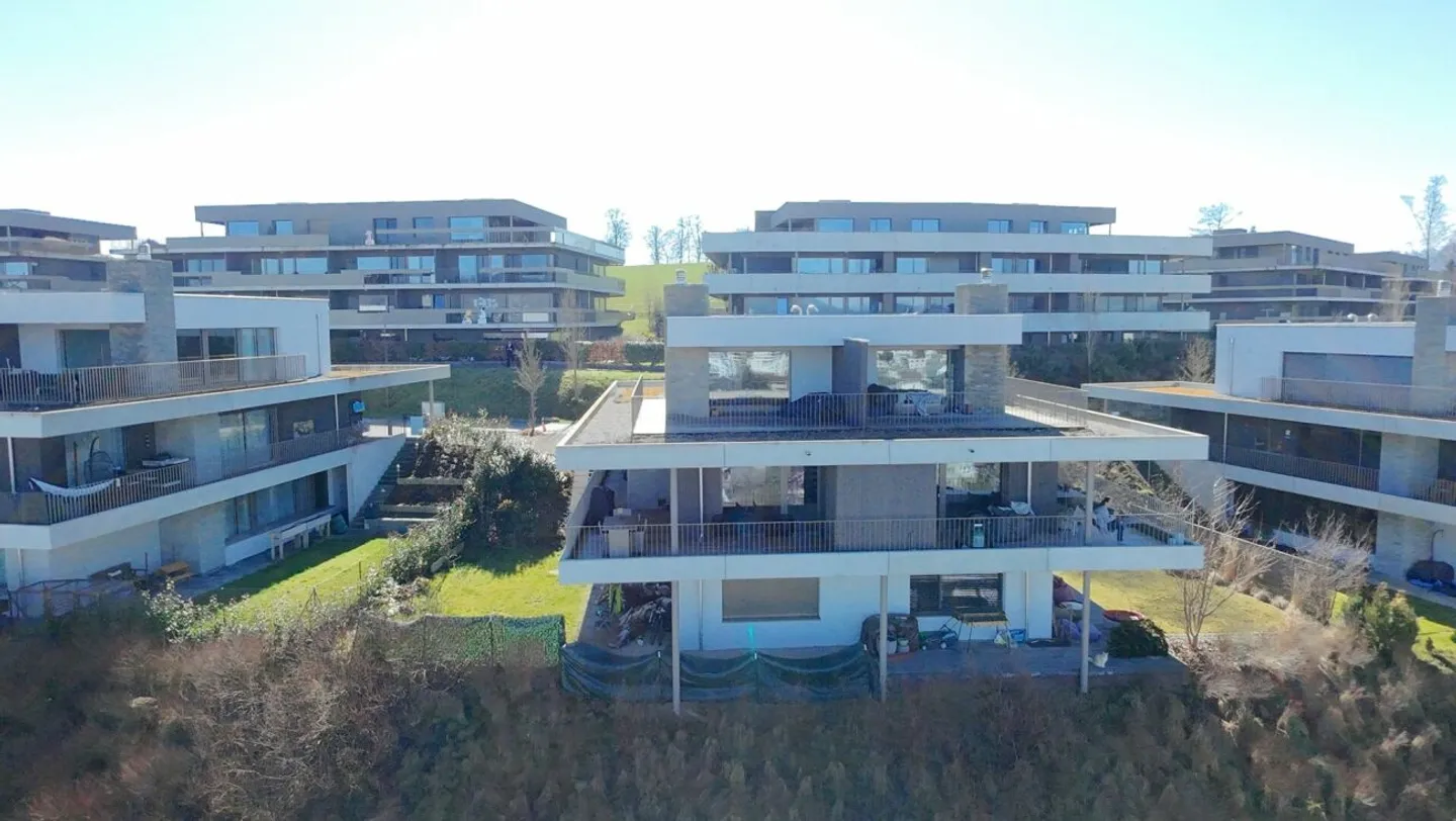 Déclaration de l'architecte avec panorama et galerie, vivre à un niveau élevé! - Photo 3 sur 4