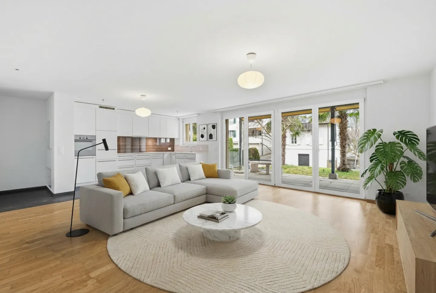 Felicità abitativa moderna con patio e giardino a Pfeffingen - Foto 3 di 13