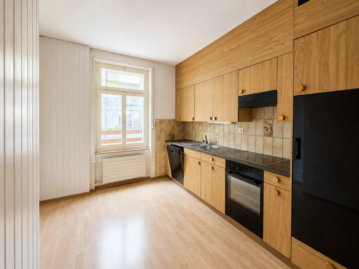 Charming old apartment with spacious terrace in a central location - Photo 3 of 13