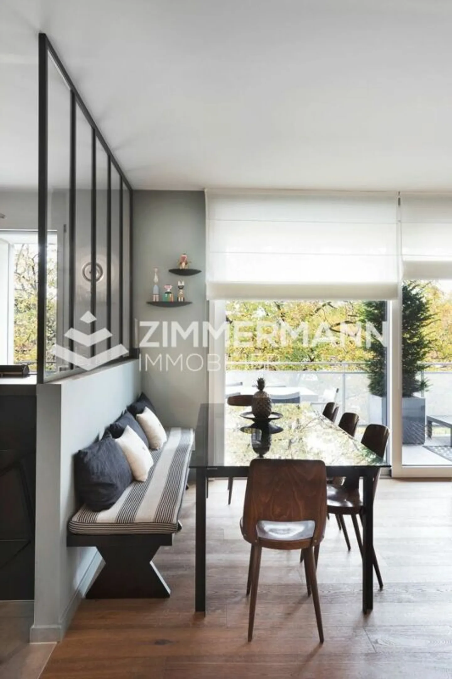 Appartement élégant avec terrasse - Photo 5 sur 7