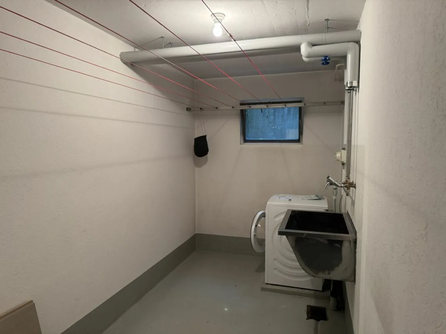 Appartement rénové de 4 pièces avec balcon sud et garage souterrain à Greifensee - Photo 10 sur 10