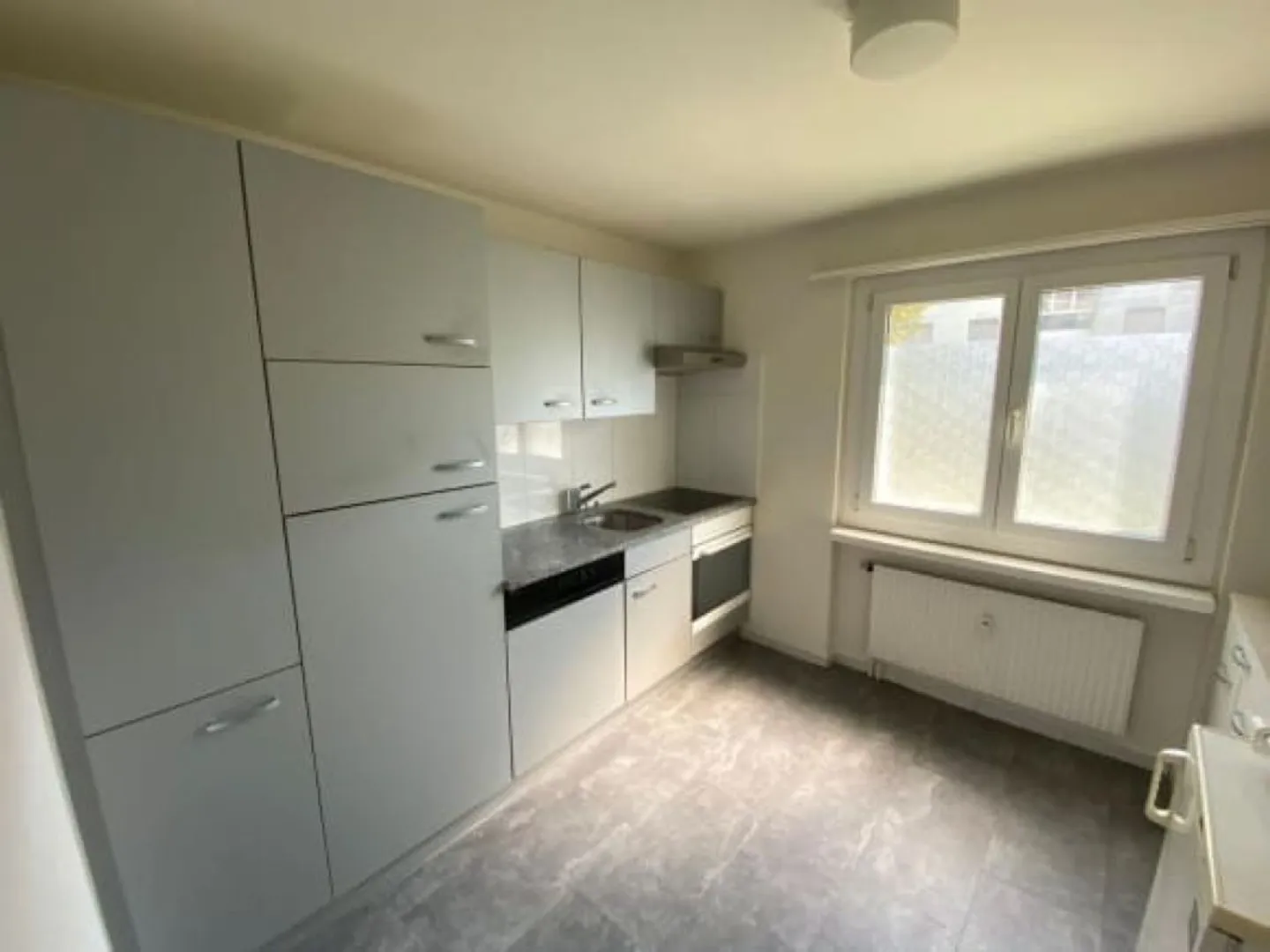 Helle Wohnung mit Balkon - Foto 1 von 7