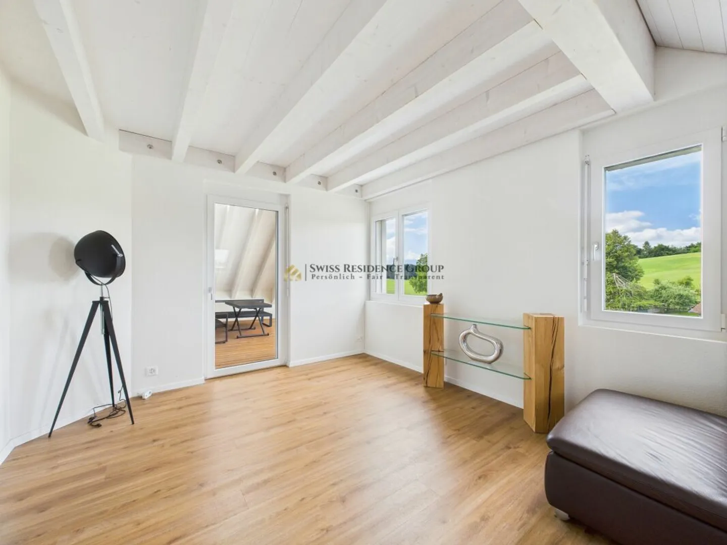 Modernes Dachgeschoss mit Weitblick - Wohnen mit Stil und Ruhe in Rossau bei Mettmenstetten - Foto 1 di 10