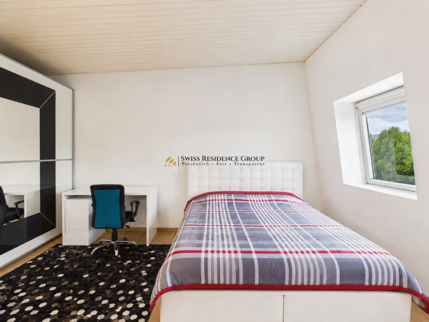 Renovated with fireplace and sun terrace in Dulliken - Photo 7 of 13
