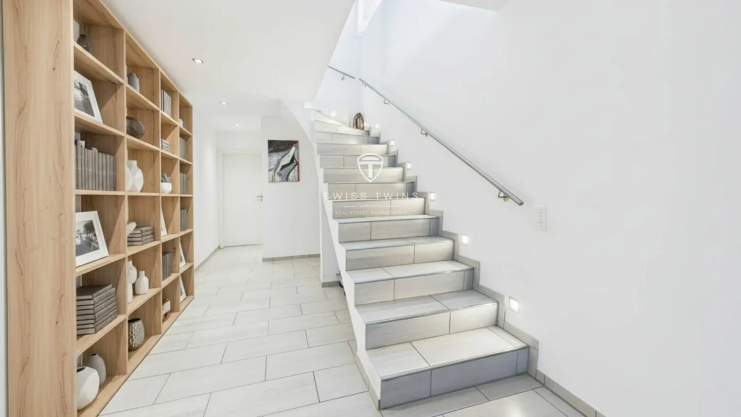 Appartement en duplex de 5½ pièces avec vue panoramique et sur les montagnes - Photo 2 sur 13