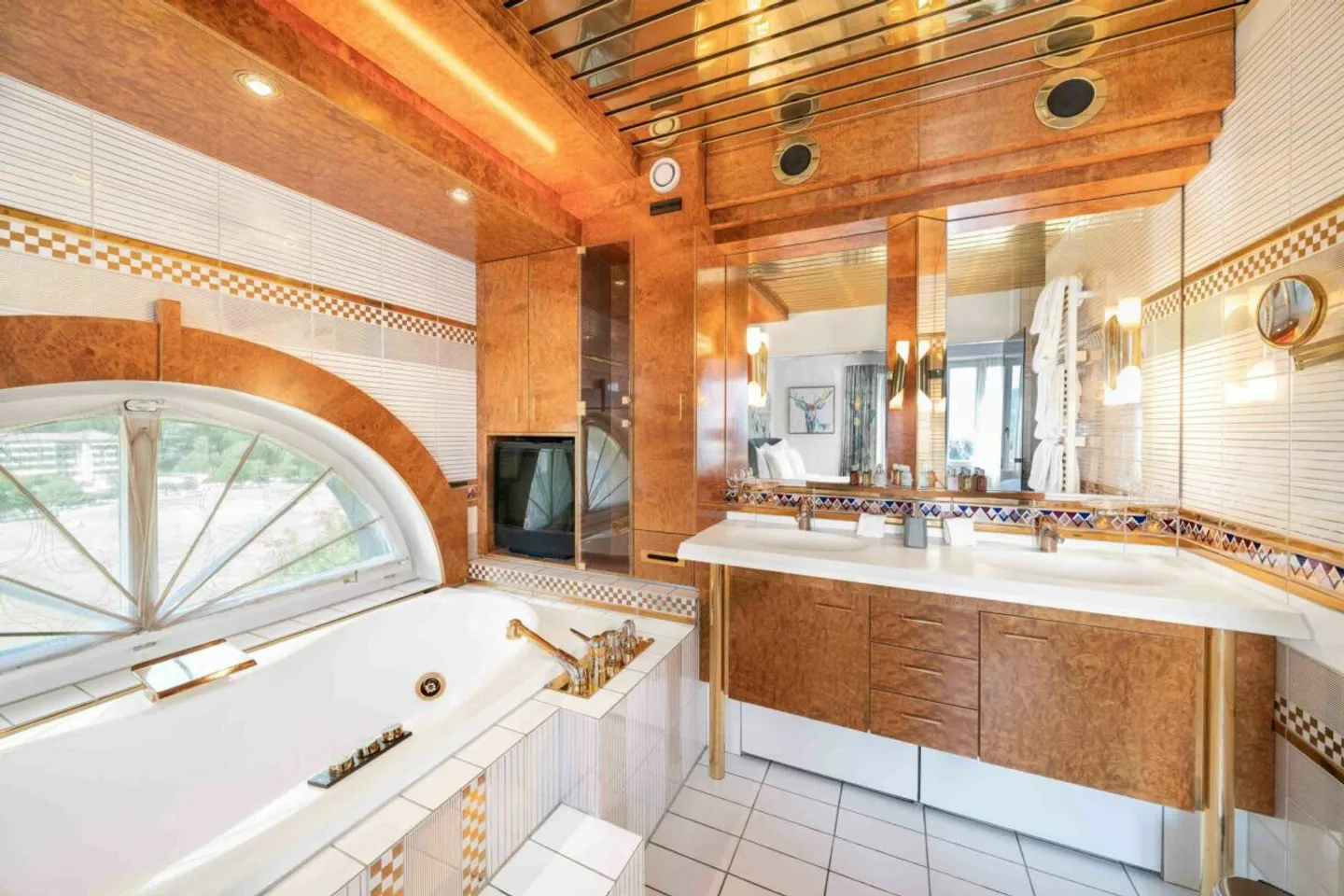 Stilvolle Turmwohnung mit Alpenblick, Interlaken - Foto 7 von 13