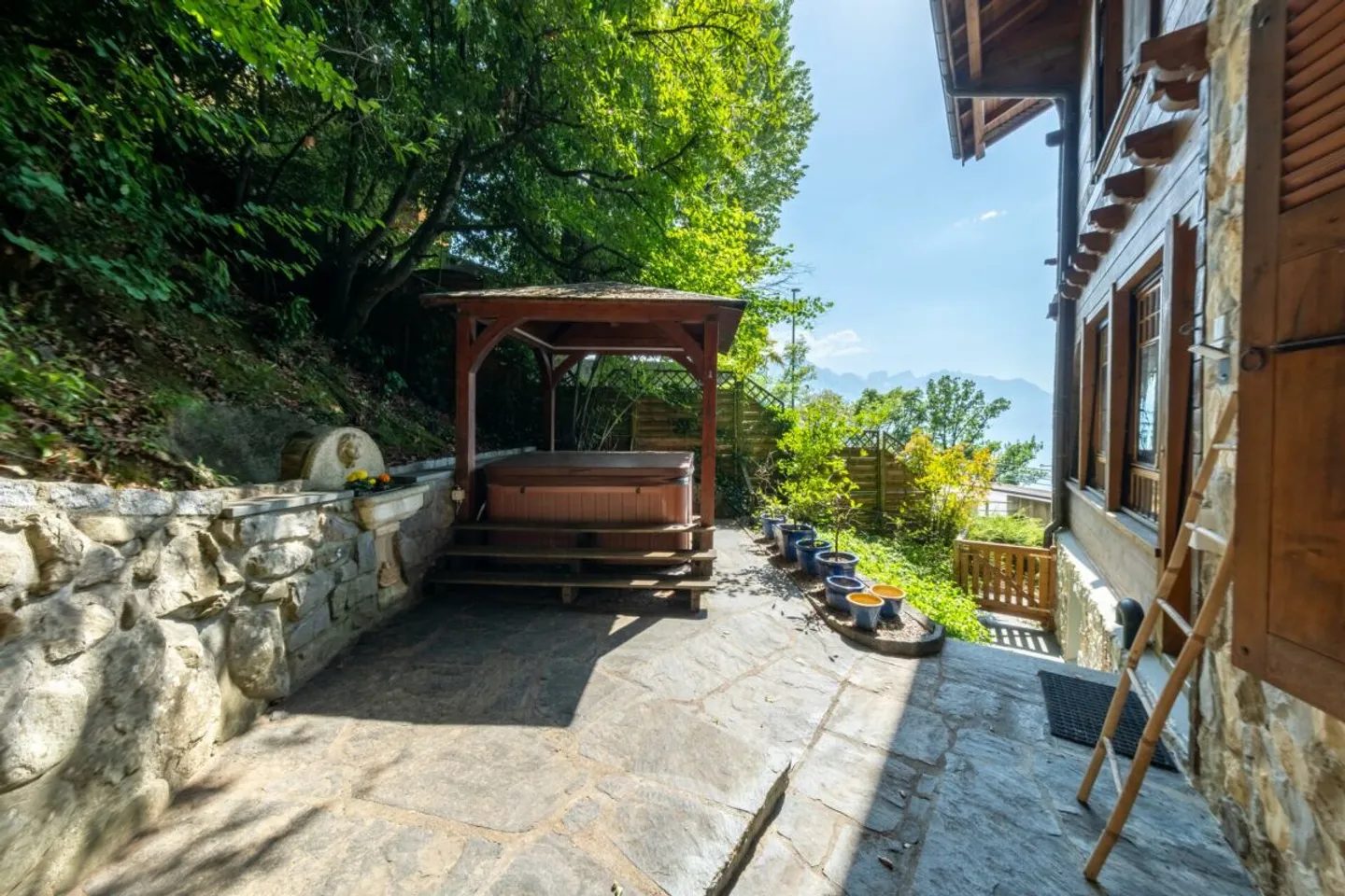 Chalet historique avec une vue imprenable sur le lac ! - Photo 13 of 13