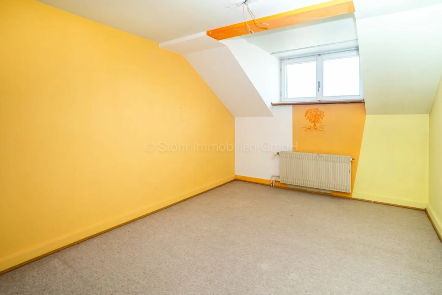 Charmantes 6.5-Zimmer-DEFH mit viel Potenzial im beliebten Quartier Deutweg - Foto 13 von 13