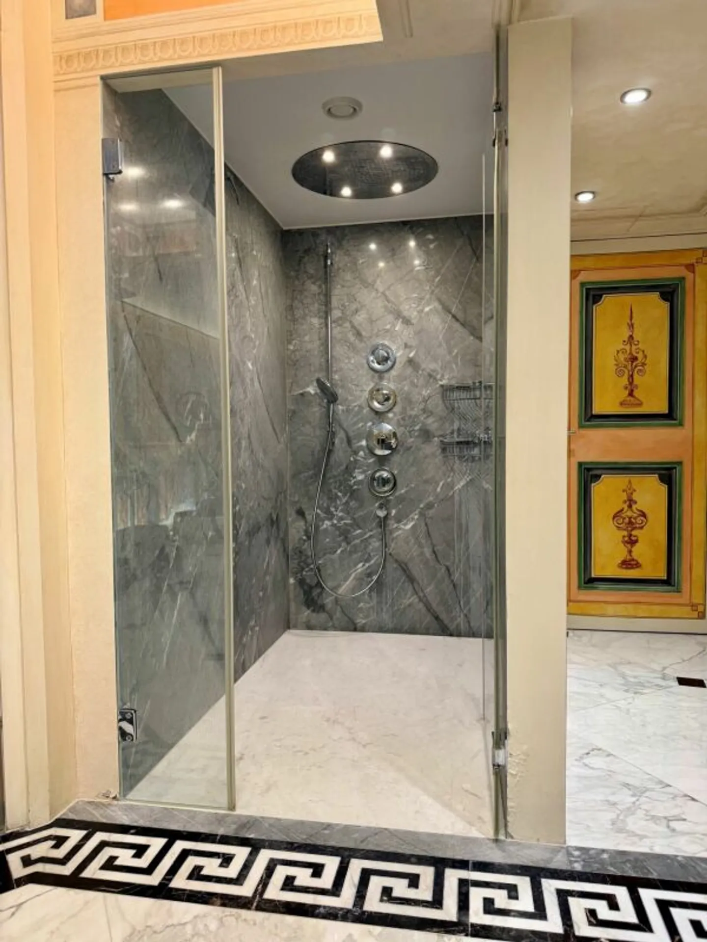 Luxushaus mit privater Wellness - Foto 8 von 13