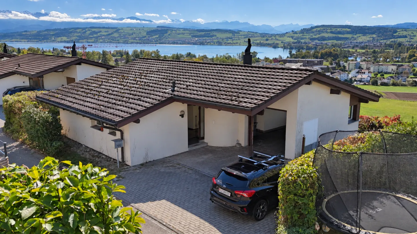 Aussicht zum Verlieben, Sanierung zum Anpacken - 5.5 Zimmer in Schenkon. - Foto 5 di 13