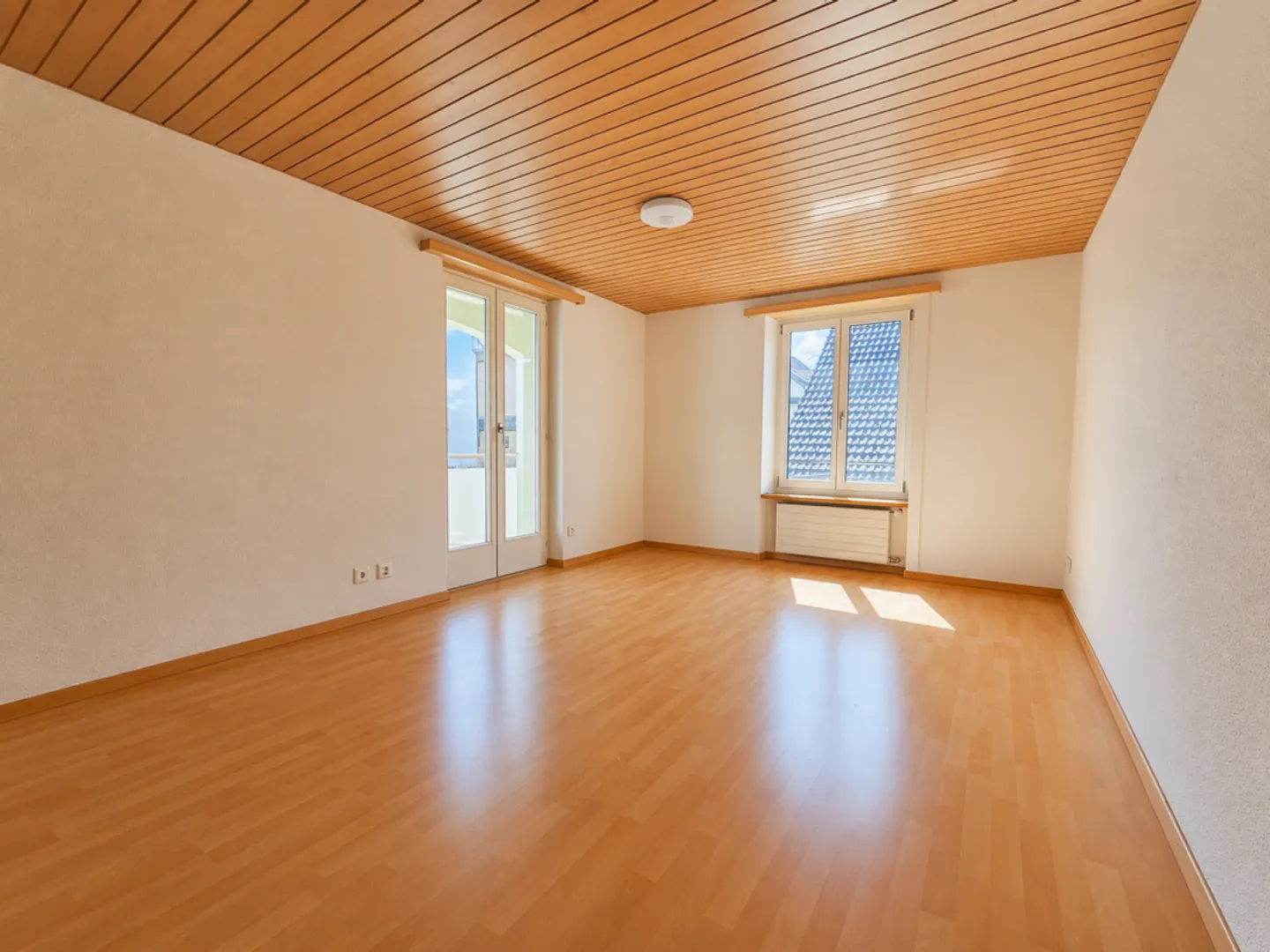 4.5-Room Apartment in the Village Center - Photo 4 of 12