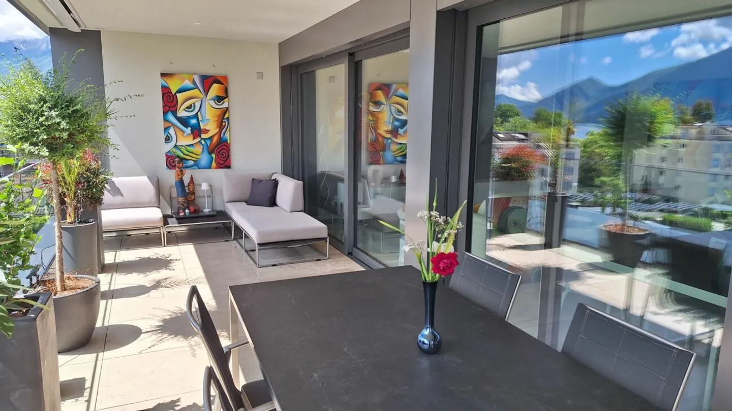Appartement lumineux de 3,5 pièces avec grande terrasse et vue sur le lac - Photo 13 sur 13