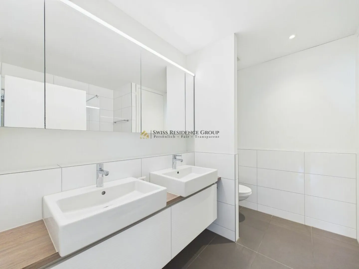 Modernes Apartment mit sonnigem Balkon - Foto 4 von 8