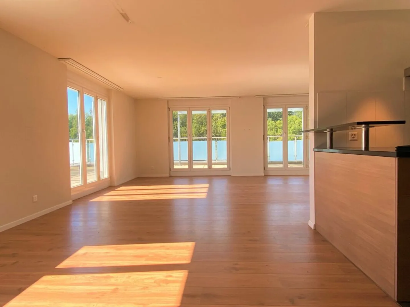 Traumhafte Attika-Wohnung mit Terrasse - Foto 4 von 13