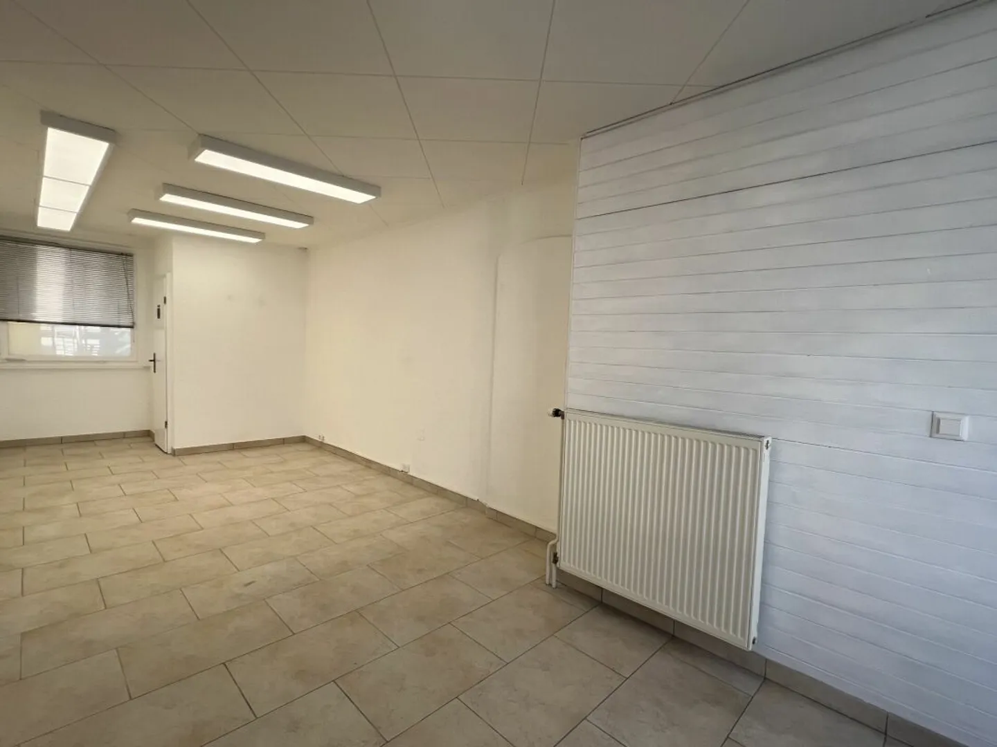 Local commercial à Yverdon-les-Bains - Photo 1 sur 5