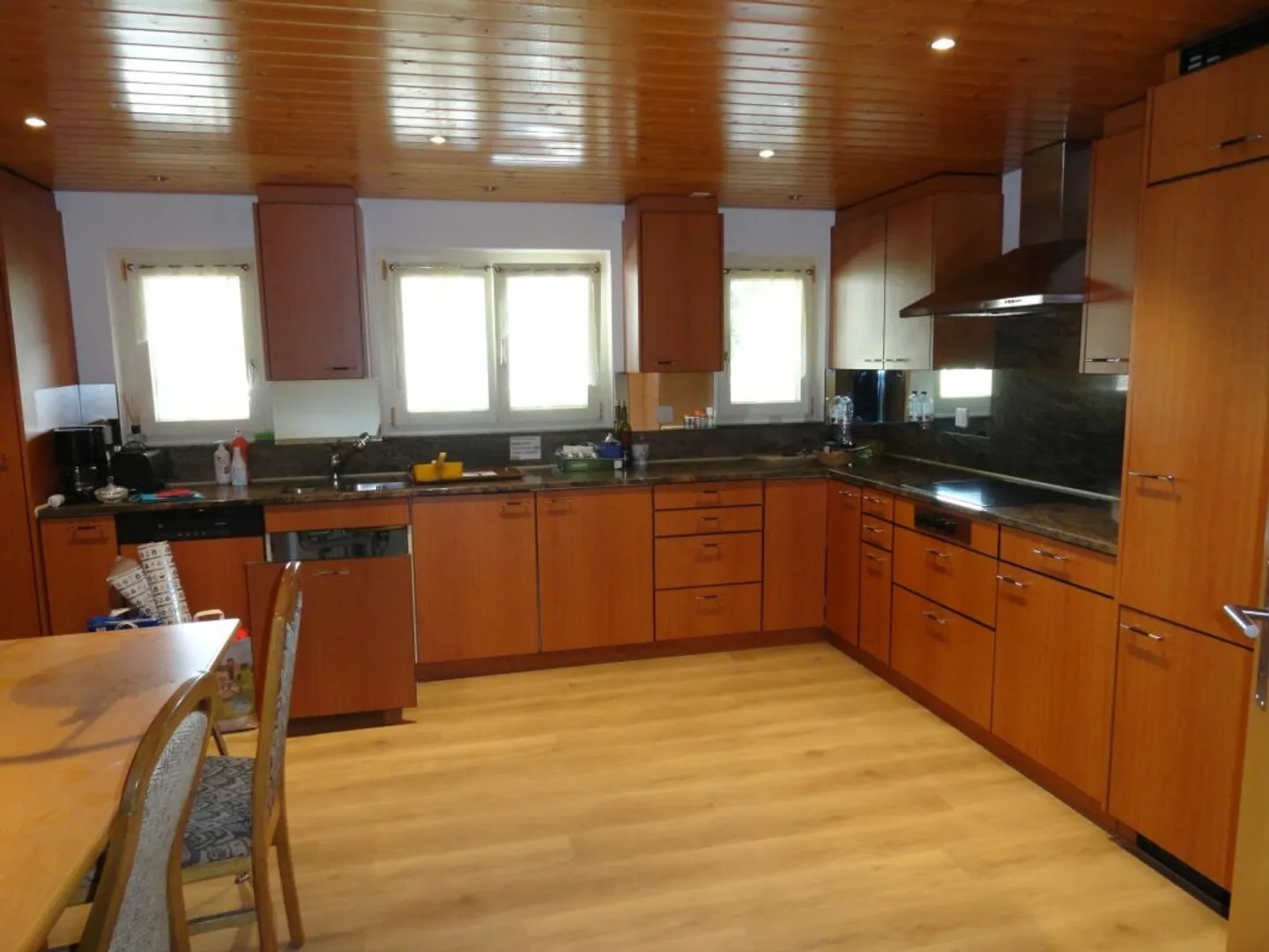 Chambre meublée au cœur de Madiswil - Photo 4 sur 4