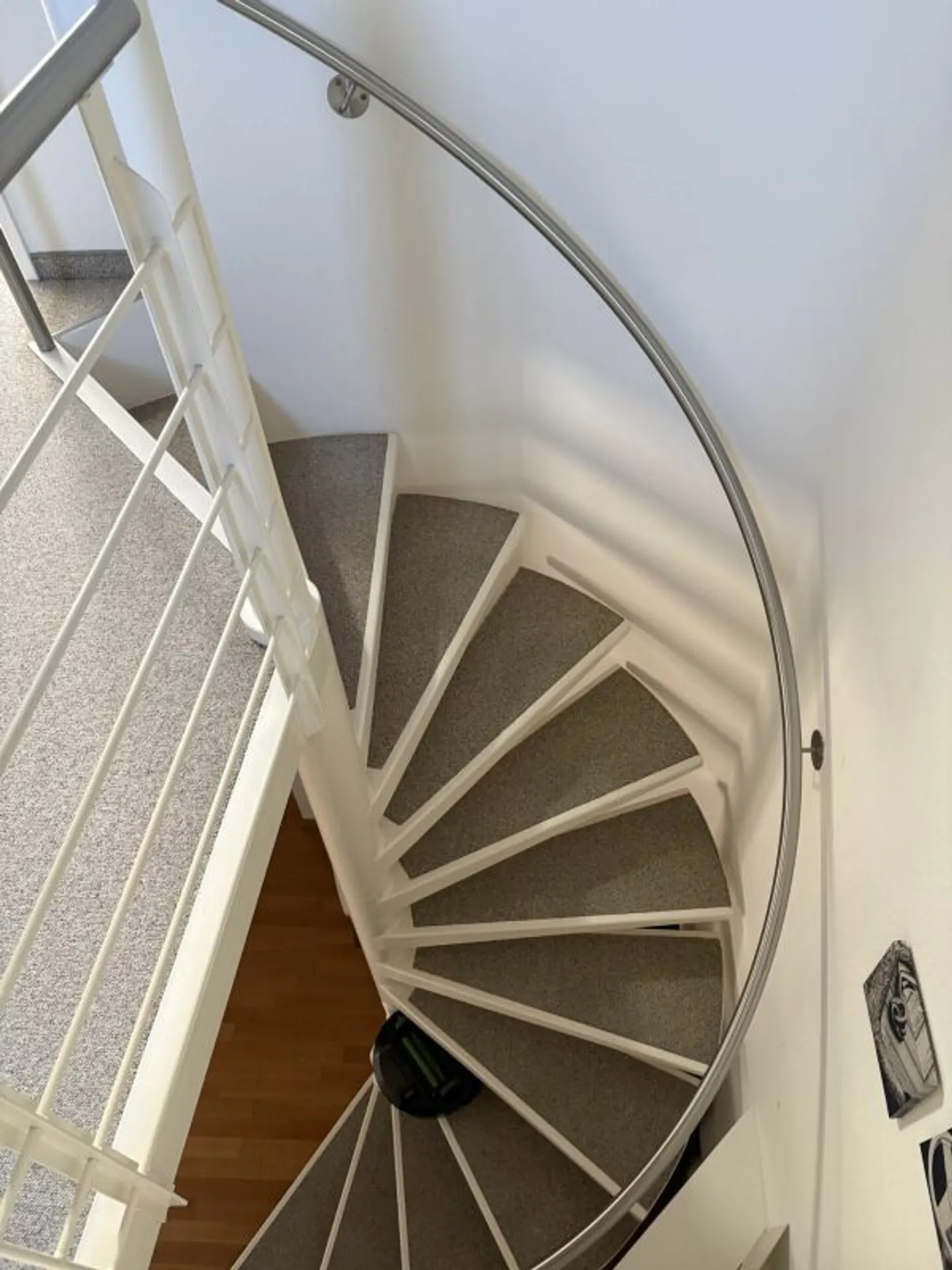 5.5-Room Maisonette Apartment with Plenty of Space and Flexibility in a Quiet Location, 5 Minutes Walk to Bonstetten-Wettswil Train Station - Photo 6 of 8