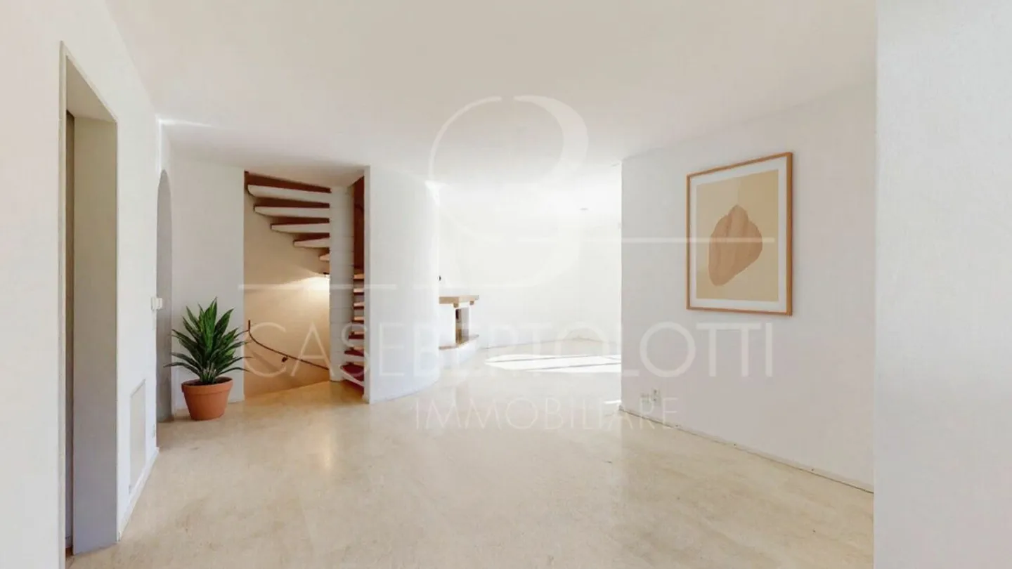 Casa familiare mediterranea ad Arcegno - Foto 6 di 11