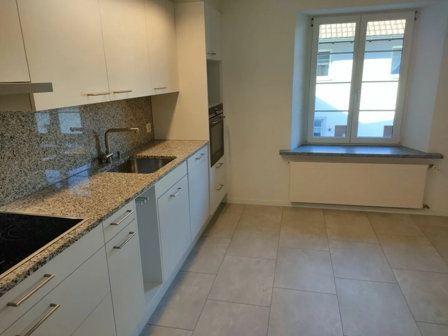 Bella grande appartamento di 3,5 stanze - Foto 1 di 9