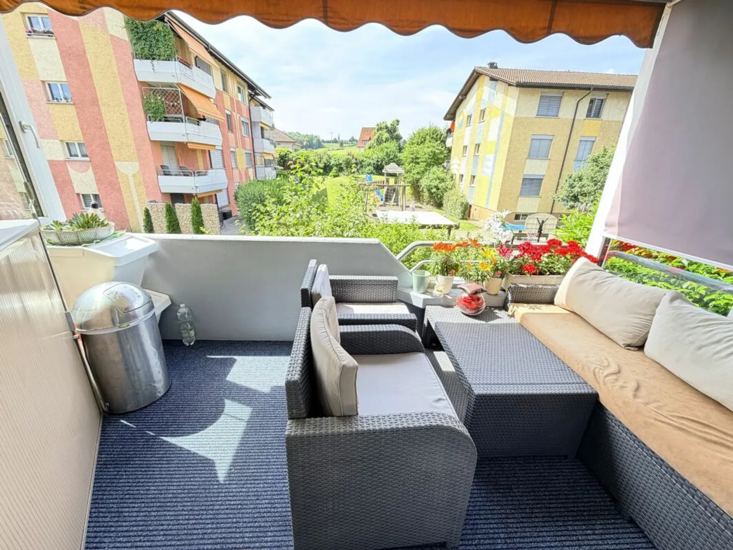 Appartement attrayant de 4,5 pièces avec beaucoup de confort de vie - Photo 8 sur 11