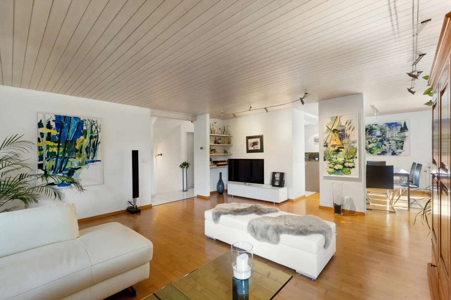 Ihr neues Zuhause wartet auf Sie! - Foto 3 von 13