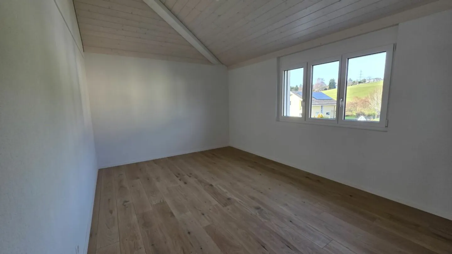 NUOVO! TRANQUILLO, MODERNO, CON VISTA - Foto 12 di 13