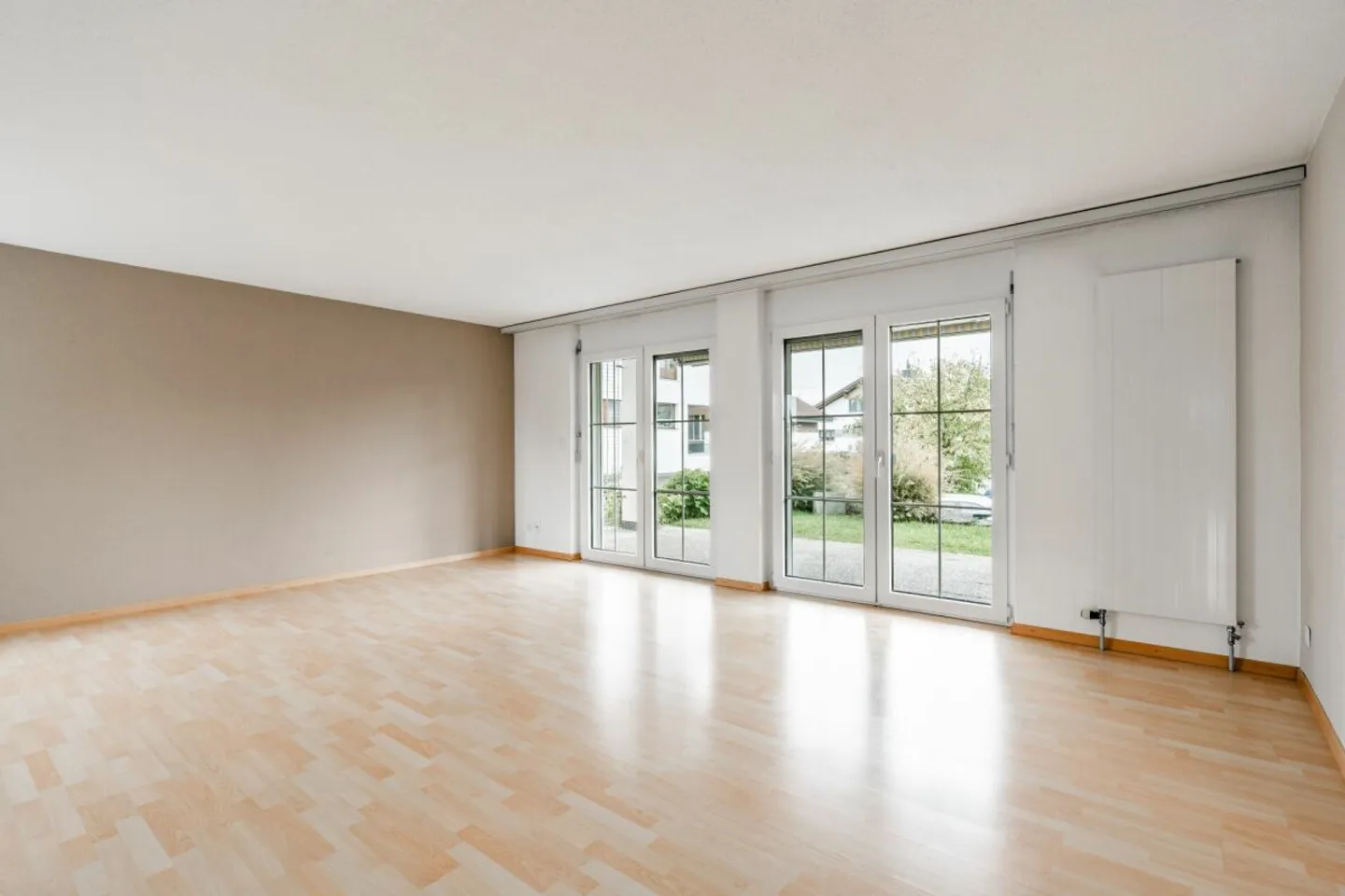 Appartamento giardino luminoso in una posizione tranquilla e soleggiata - Foto 1 di 11