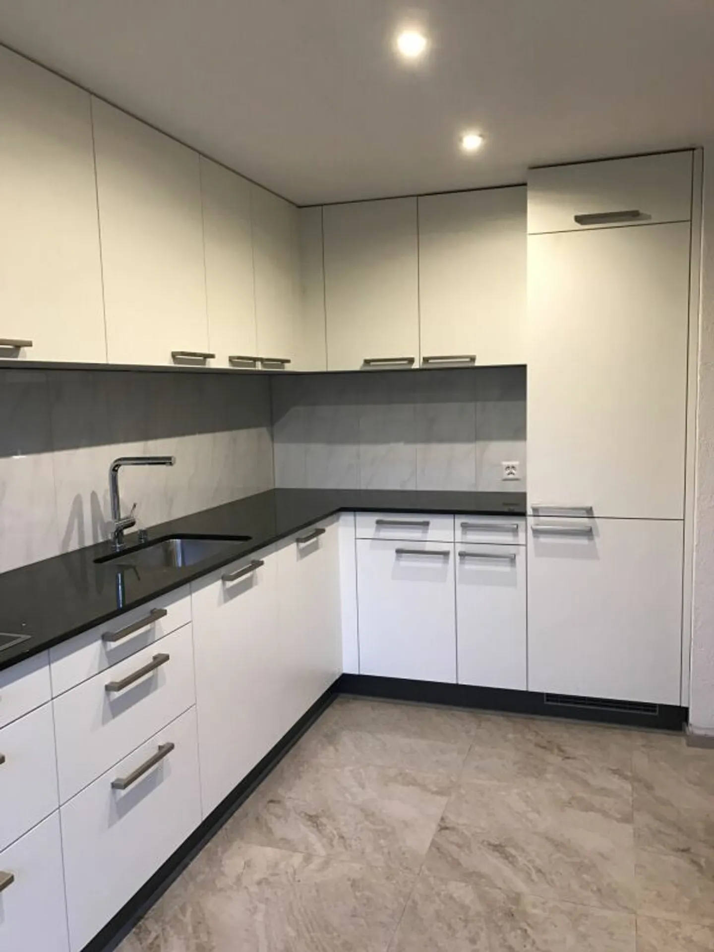 Geräumige Wohnung mit Seeblick - Foto 5 von 13