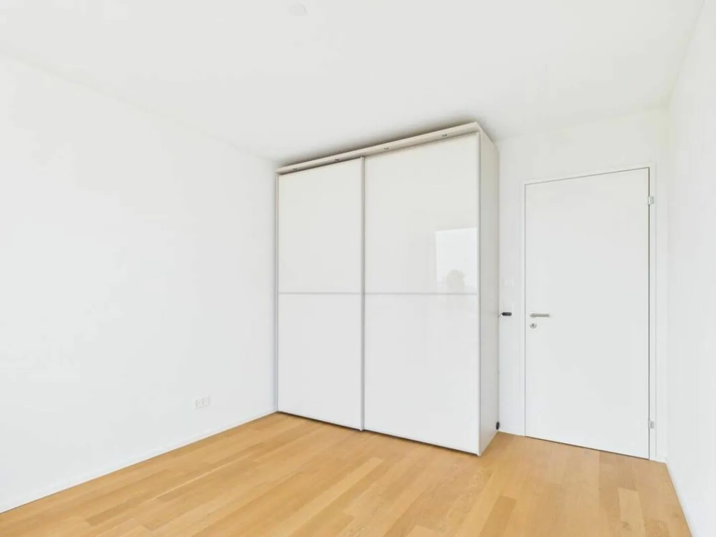 Moderne, lumineuse avec un standard élevé - Photo 9 sur 12