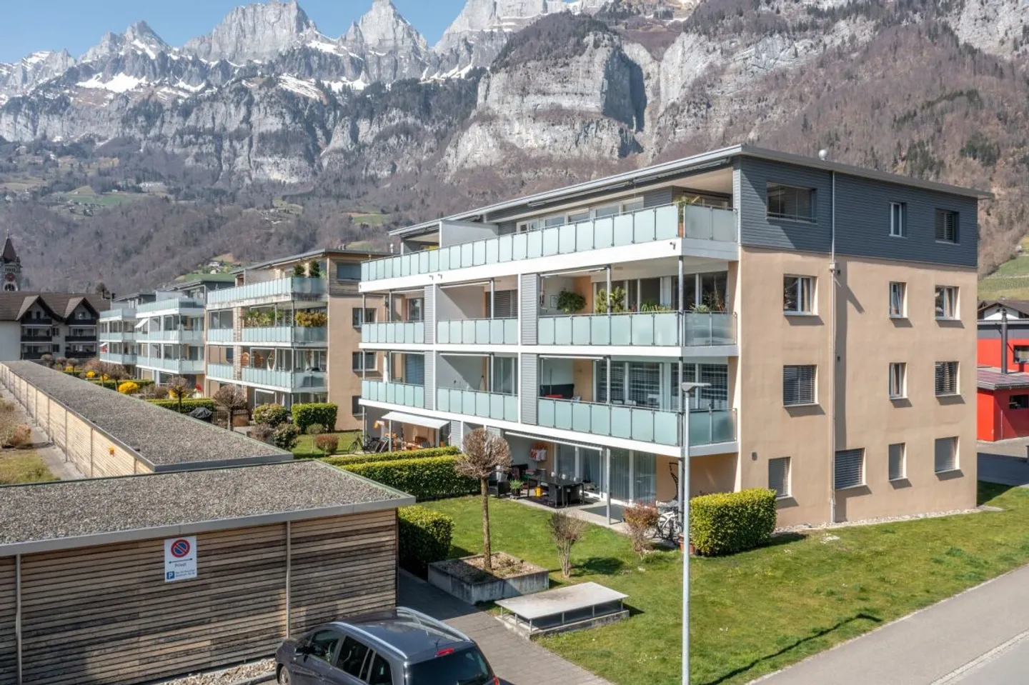 Moderne Wohnung Nähe See - Foto 1 von 10