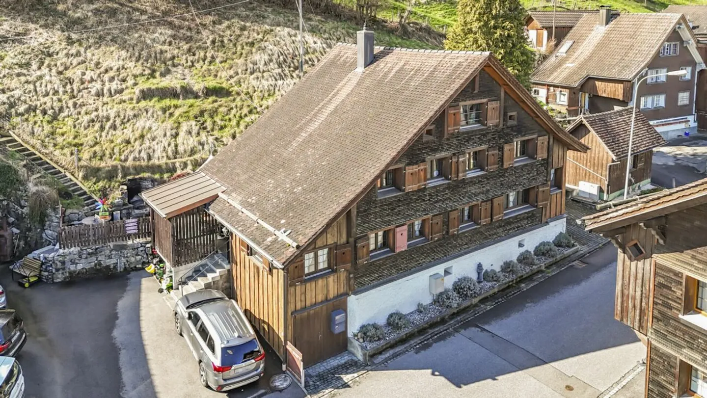 Zwei Einfamilienhäuser im Herzen Rüthis - Foto 3 von 13