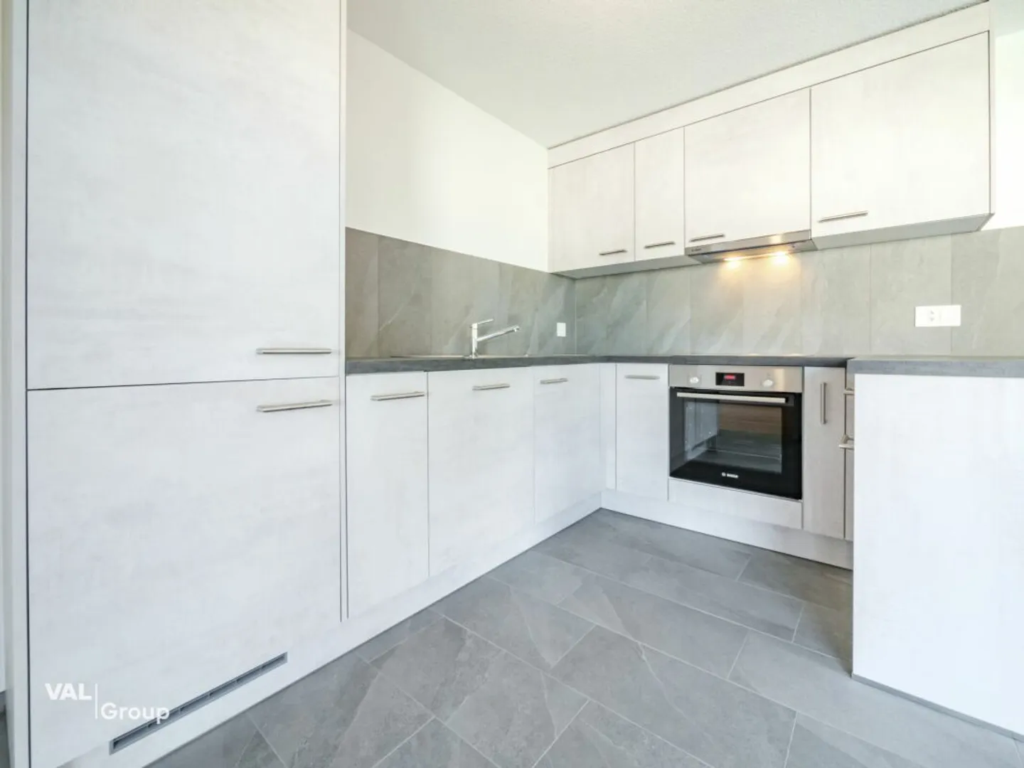 Modern 3.5-room new apartment on the 1st floor - sunny and quiet location - Photo 2 of 11