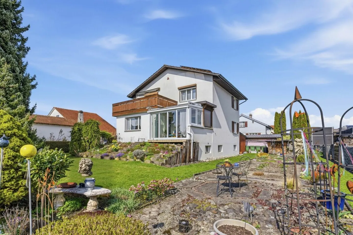 Charming Family Home with Views - Photo 2 of 13